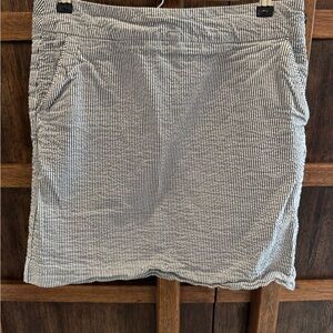 Willi Smith Black and White Seersucker Pencil Skirt